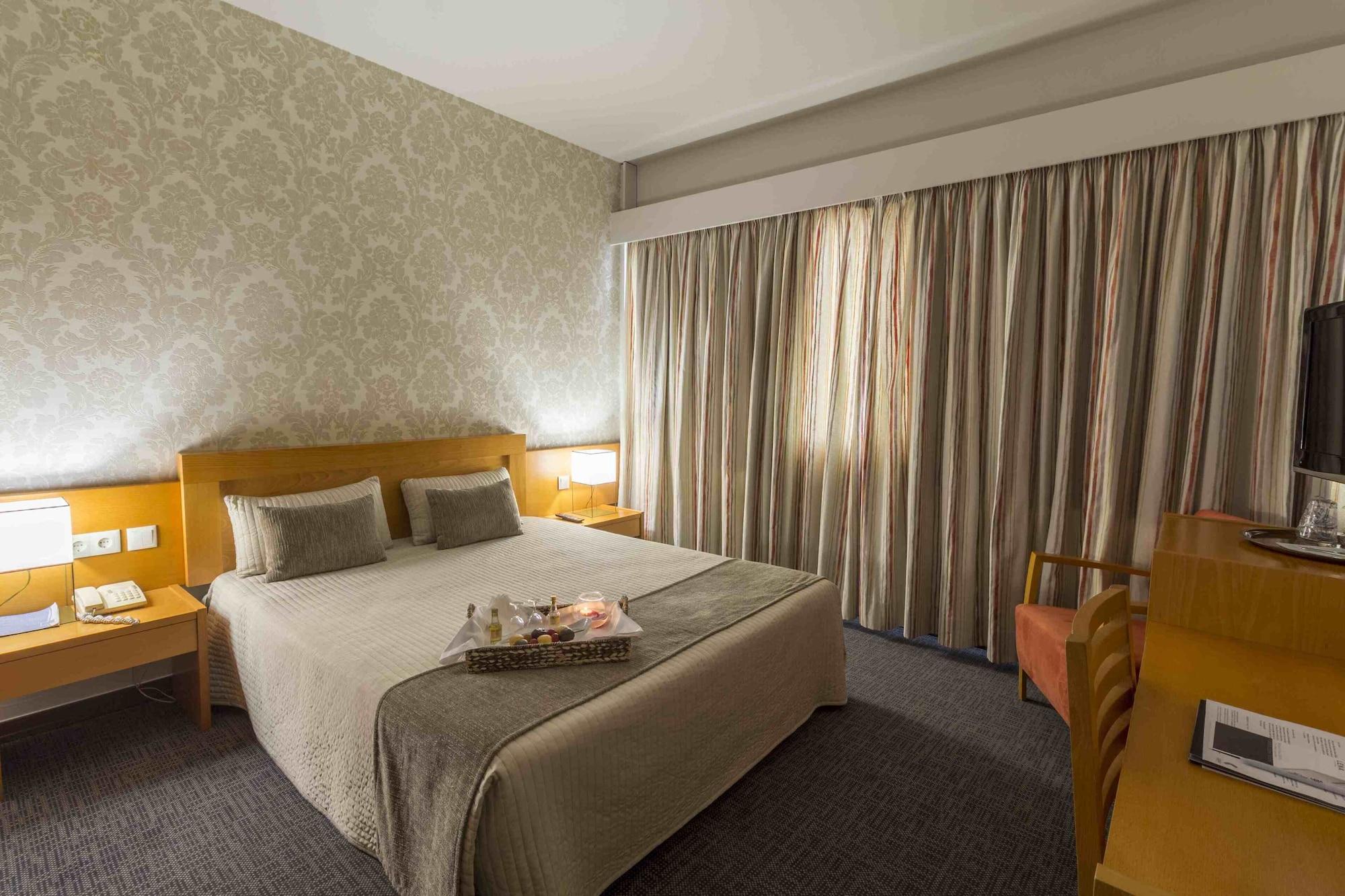Hotel Eurosol Leiria & Jardim Exterior photo