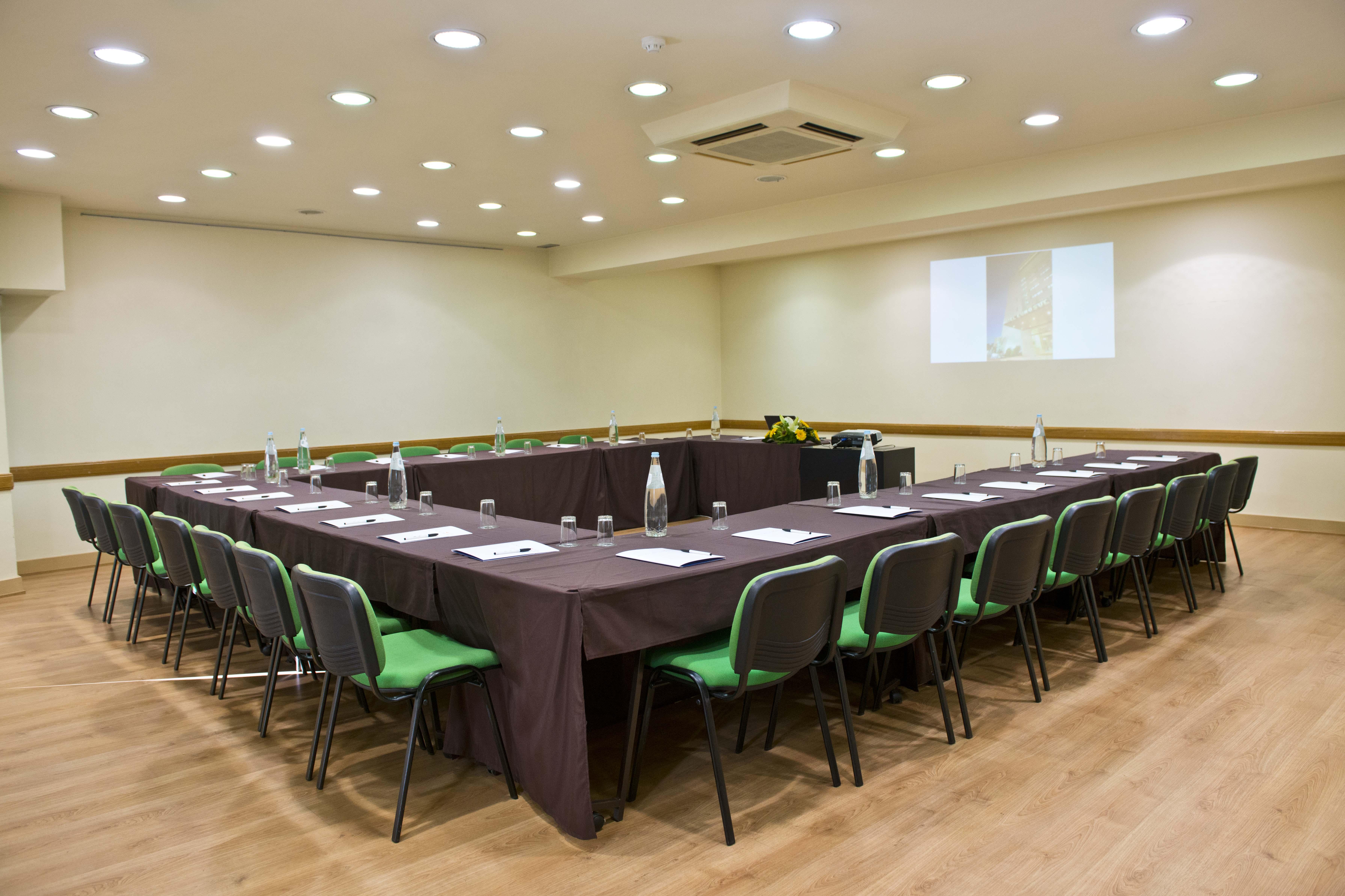 Hotel Eurosol Leiria & Jardim Exterior photo