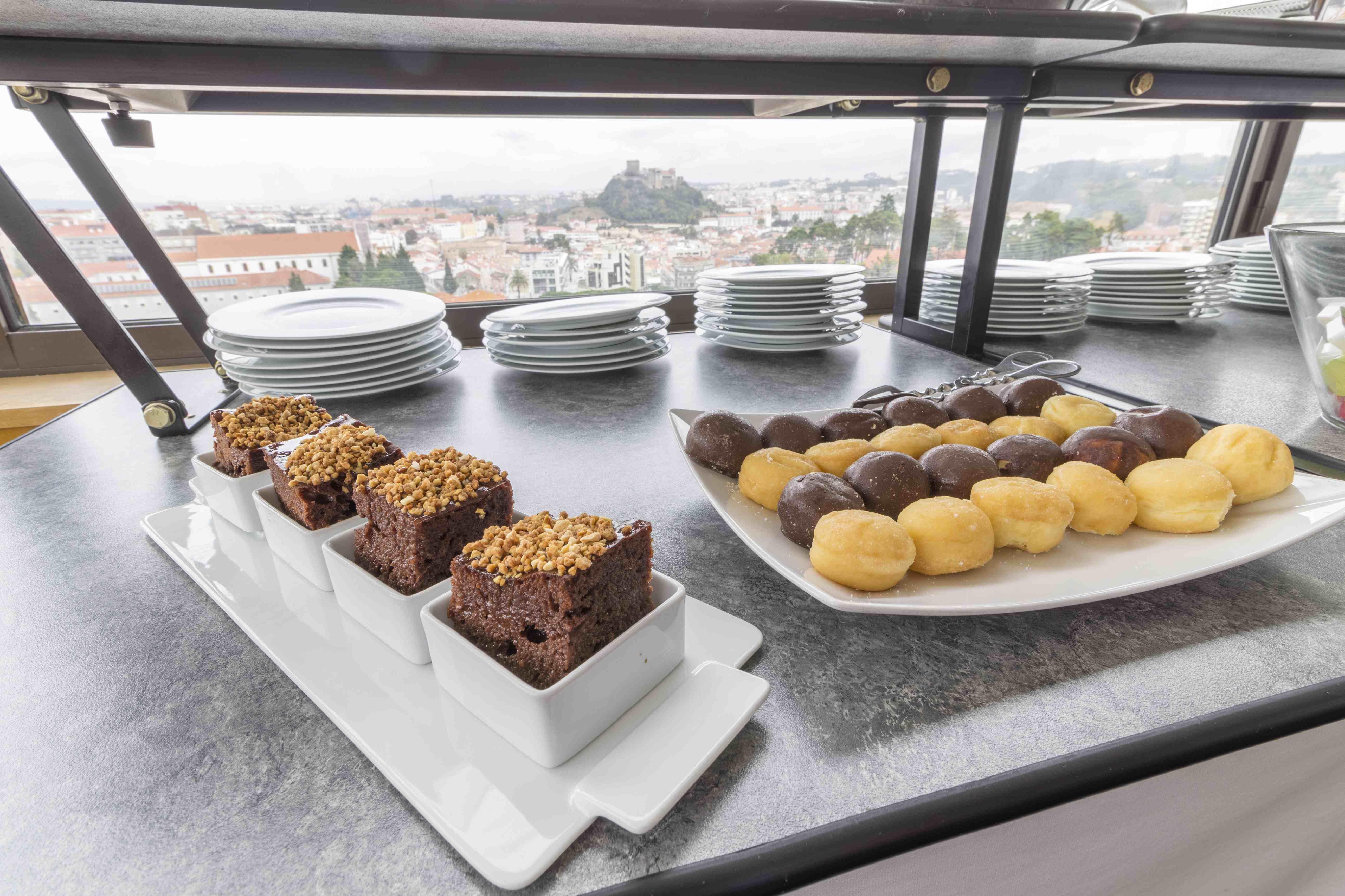 Hotel Eurosol Leiria & Jardim Exterior photo